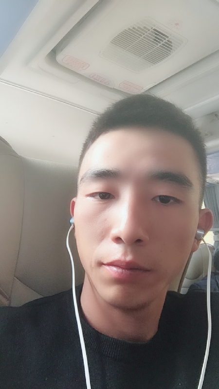 九二年的猴子的第一张照片--安庆相亲服务中心