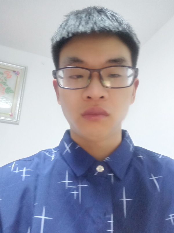 搬砖小伙的第一张照片--安庆相亲服务中心