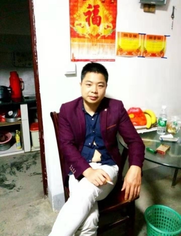 蓝色的微笑的第一张照片--安庆相亲服务中心