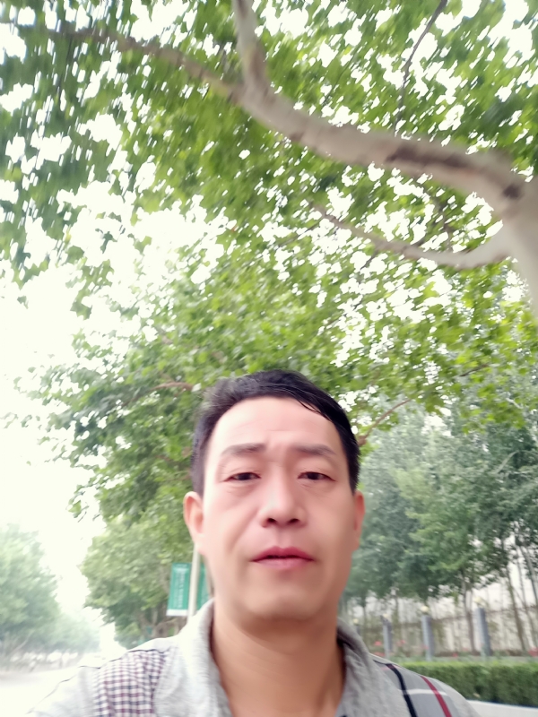 阳光的第一张照片--安庆相亲服务中心