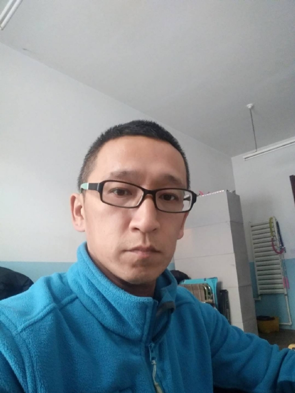 晓峰的第三张照片--安庆相亲服务中心