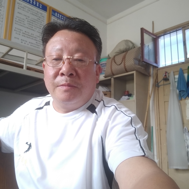 咣次次的第一张照片--安庆相亲服务中心