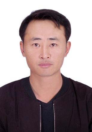 淡漠痕的第二张照片--安庆相亲服务中心