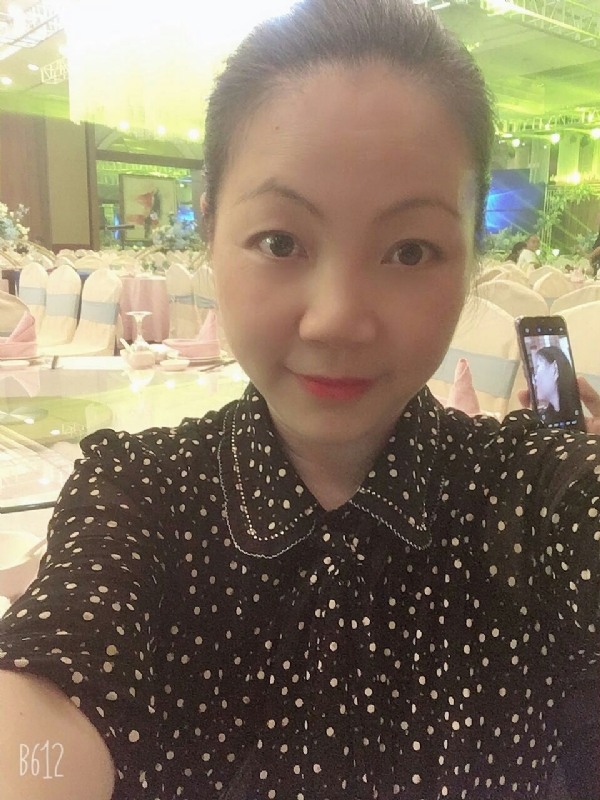 泡沫的第一张照片--安庆相亲服务中心