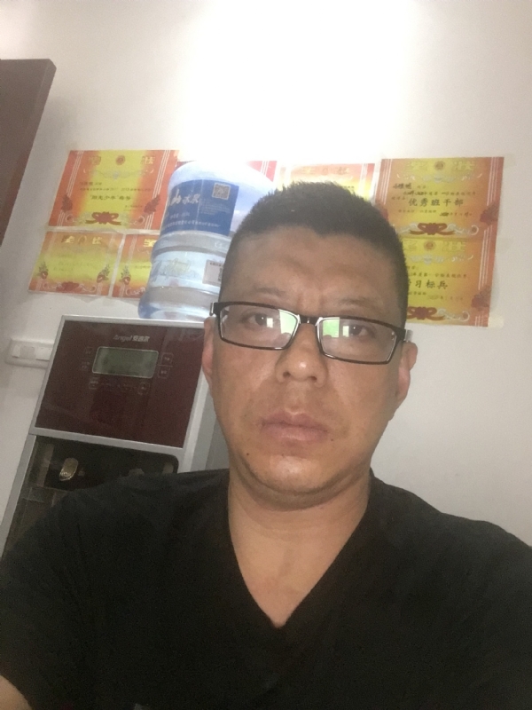 牵手的第一张照片--安庆相亲服务中心