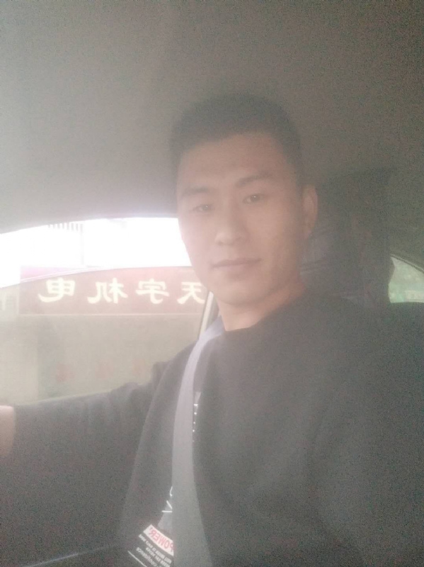 老鼠爱上猫的第一张照片--安庆相亲服务中心