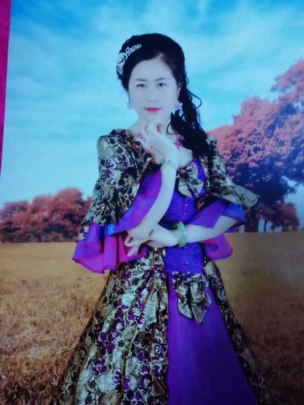 清水芙蓉的第一张照片--安庆相亲服务中心