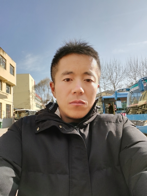 孤独的云的第二张照片--安庆相亲服务中心