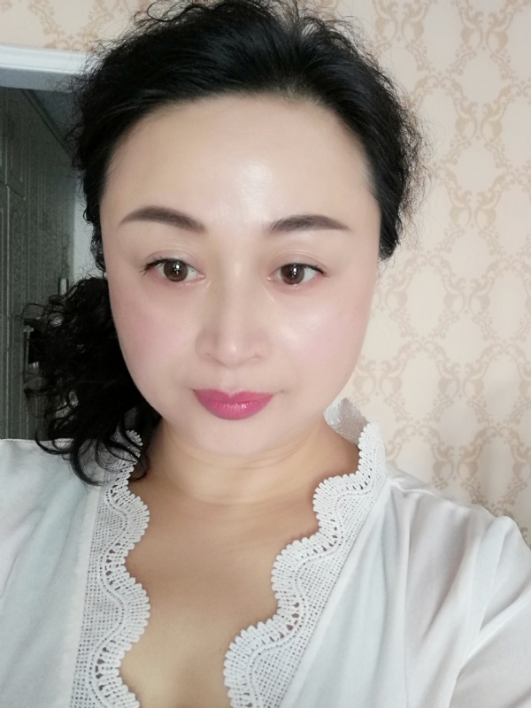 花谢花飞的第一张照片--安庆相亲服务中心