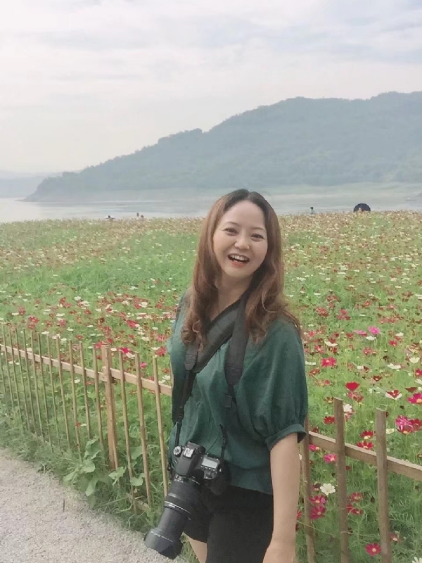 花雨的第一张照片--安庆相亲服务中心