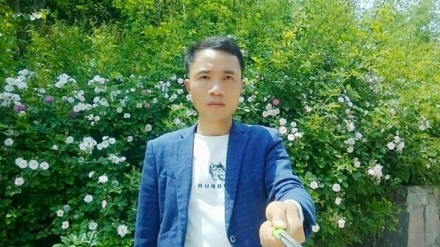 一生何求的第一张照片--安庆相亲服务中心