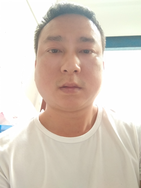 大叔的第一张照片--安庆相亲服务中心