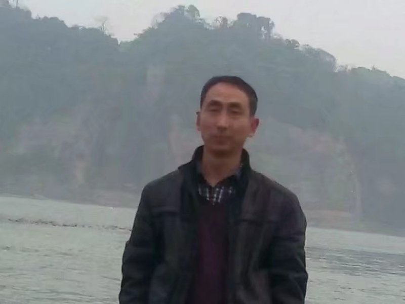 玉树临疯的第二张照片--安庆相亲服务中心