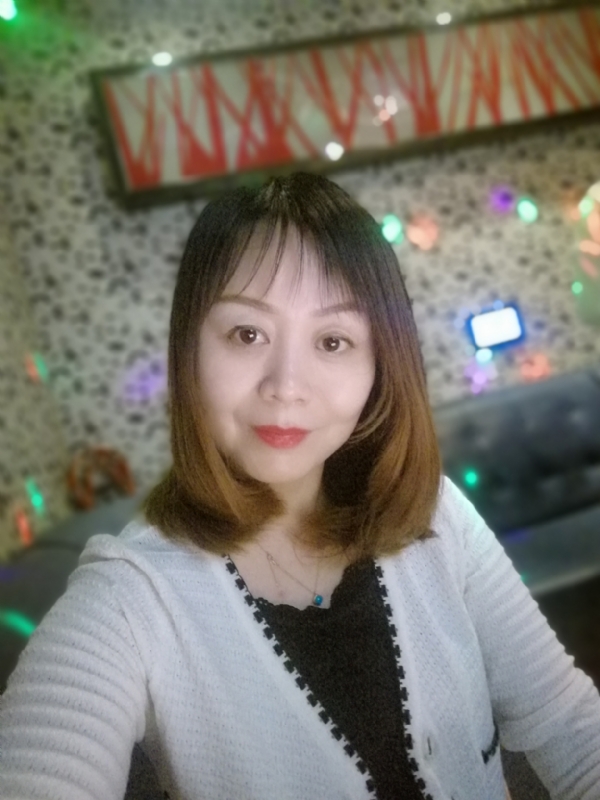 心如止水的第一张照片--安庆相亲服务中心