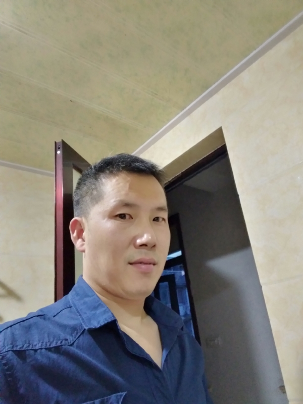 余生搀扶走的第一张照片--安庆相亲服务中心