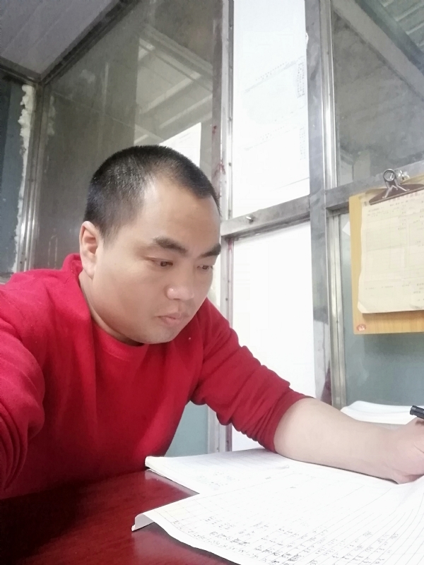 小吴的第一张照片--安庆相亲服务中心