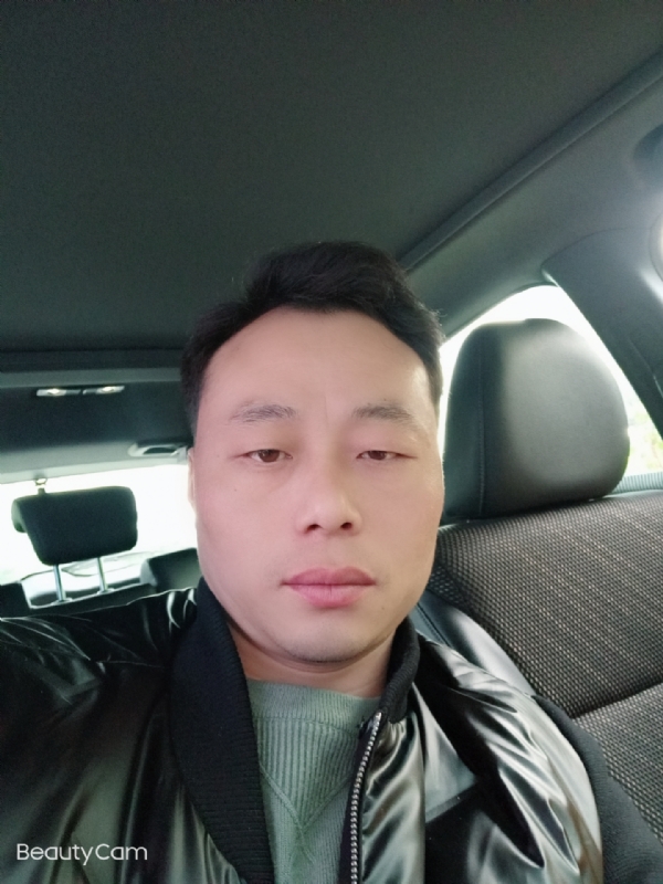 放飞的羊的第二张照片--安庆相亲服务中心