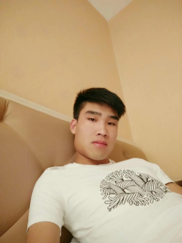 谁不曾孤单上路的第二张照片--安庆相亲服务中心