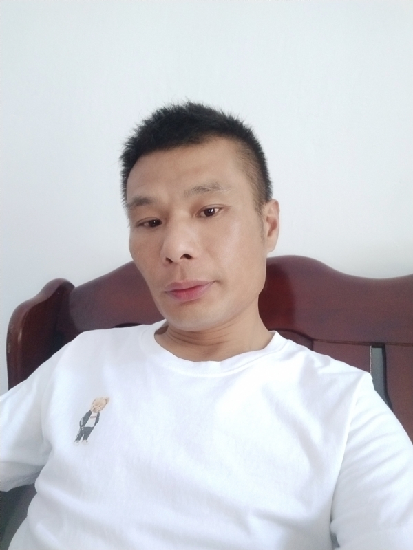 年少轻狂的第一张照片--安庆相亲服务中心