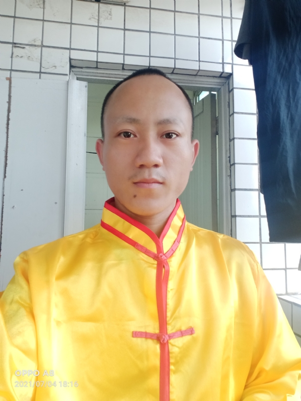 宋福军的第一张照片--安庆相亲服务中心