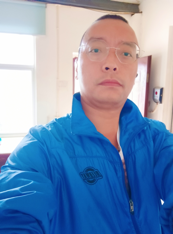 通海混混的第一张照片--安庆相亲服务中心