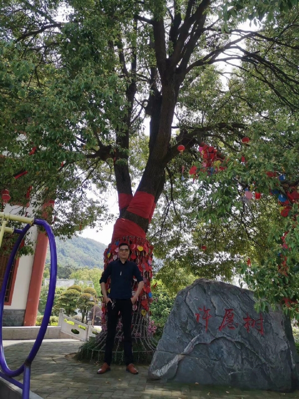 霸气的第一张照片--安庆相亲服务中心
