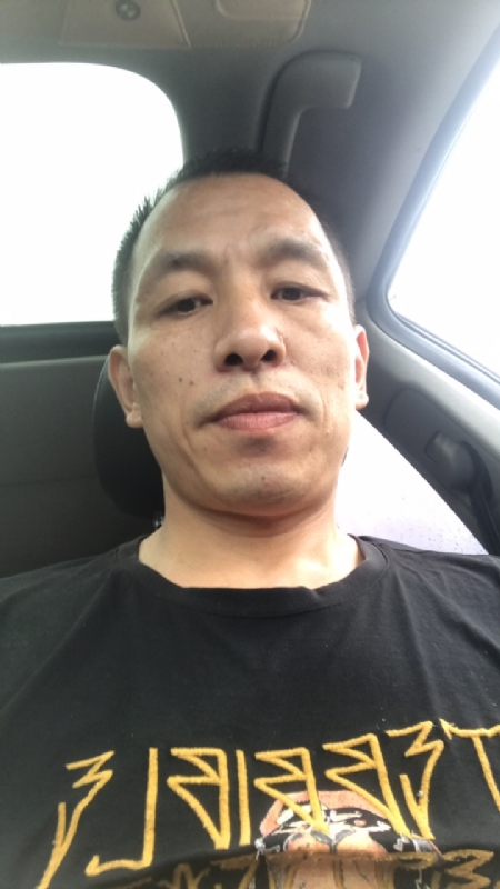 迷茫的第一张照片--安庆相亲服务中心