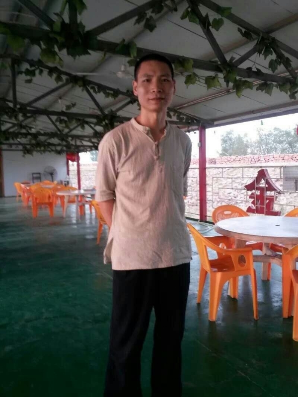 周哥的第三张照片--安庆相亲服务中心