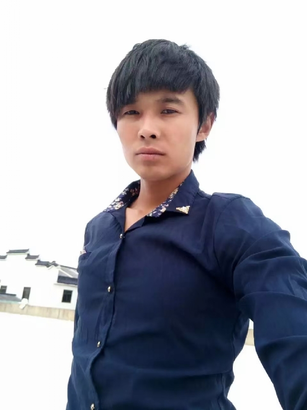 庸人自扰的第一张照片--安庆相亲服务中心