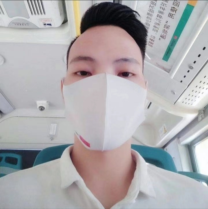摆渡者的第一张照片--安庆相亲服务中心