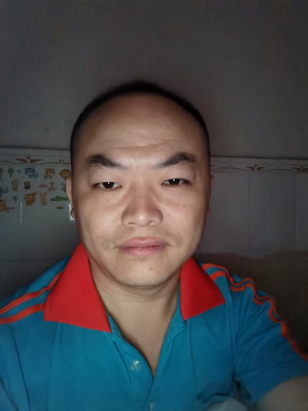 与子携老的第二张照片--安庆相亲服务中心