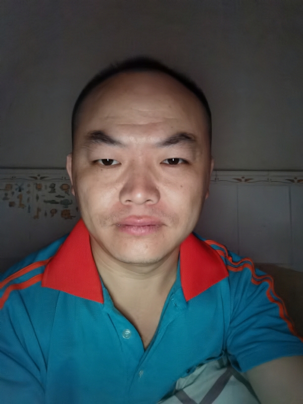 与子携老的第三张照片--安庆相亲服务中心