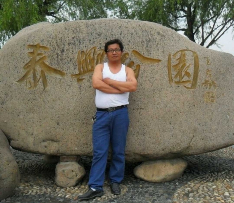 黑哥的第一张照片--安庆相亲服务中心