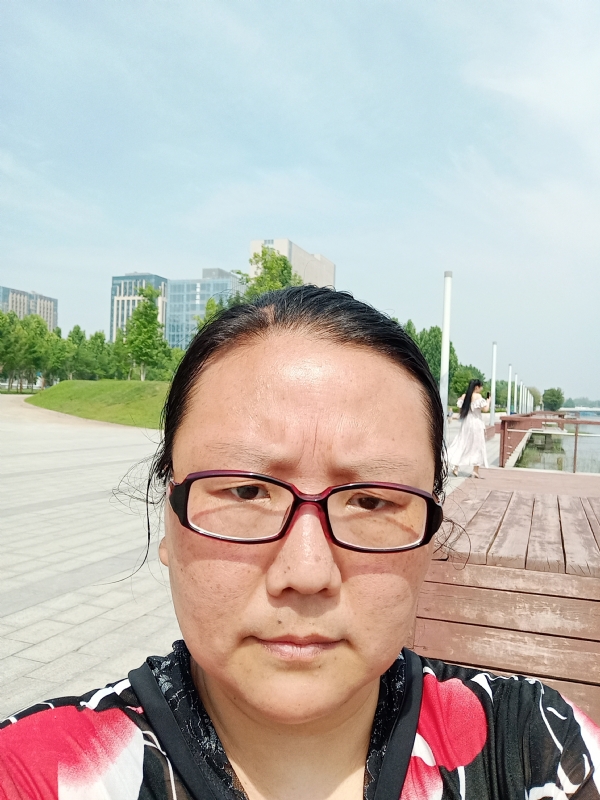 苦乐的第四张照片--安庆相亲服务中心
