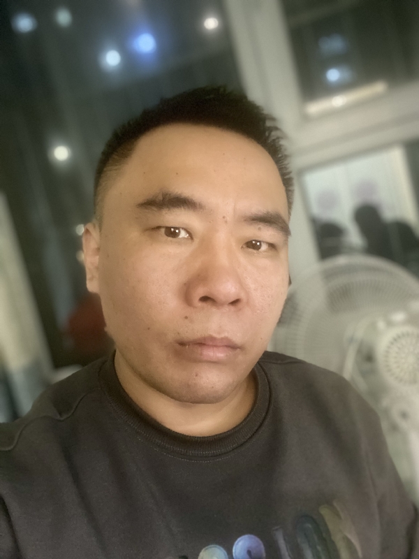 云的第三张照片--安庆相亲服务中心