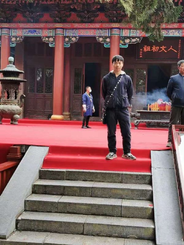 单身的小草的第三张照片--安庆相亲服务中心