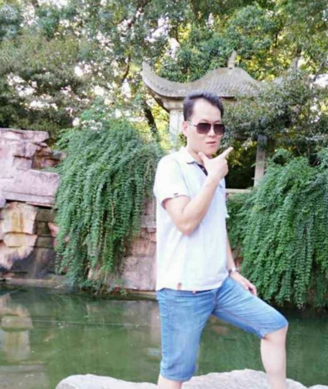 随缘的第一张照片--安庆相亲服务中心