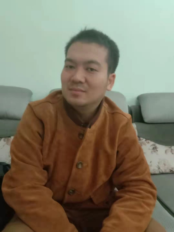 艺民的第一张照片--安庆相亲服务中心