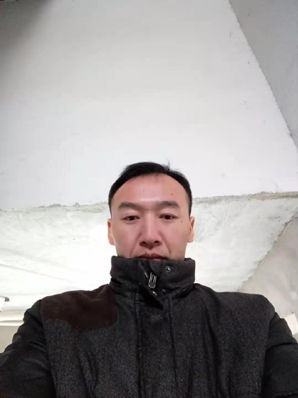 孤狼的第三张照片--安庆相亲服务中心