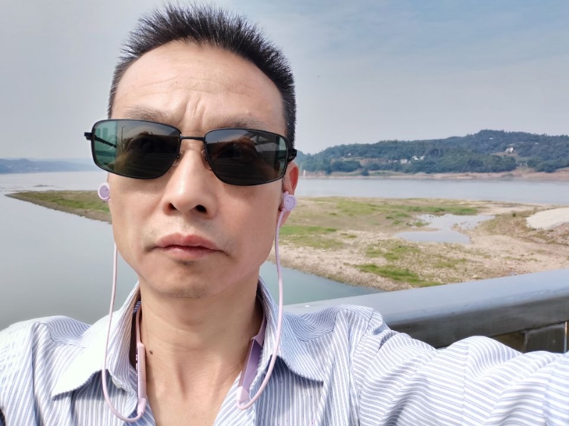 猪哥哥的第一张照片--安庆相亲服务中心