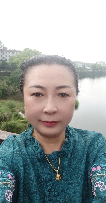 雨中情的第一张照片--安庆相亲服务中心