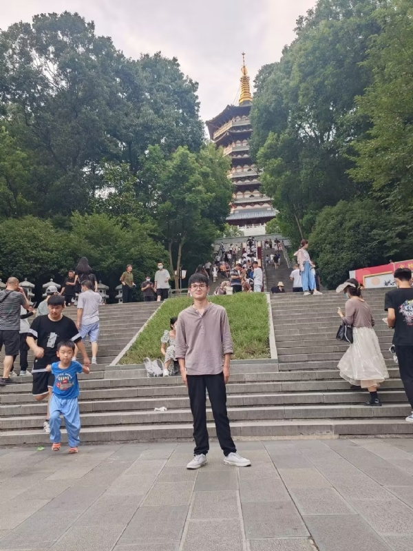 阳光男孩的第五张照片--安庆相亲服务中心