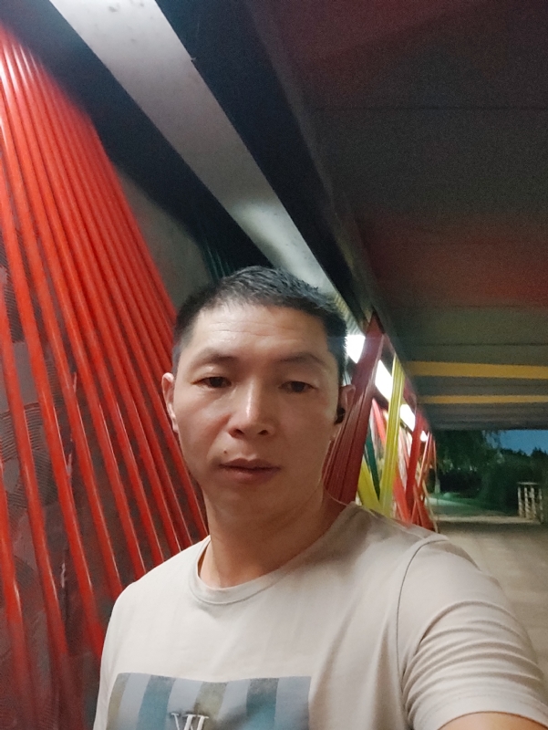 夜猫的第一张照片--安庆相亲服务中心