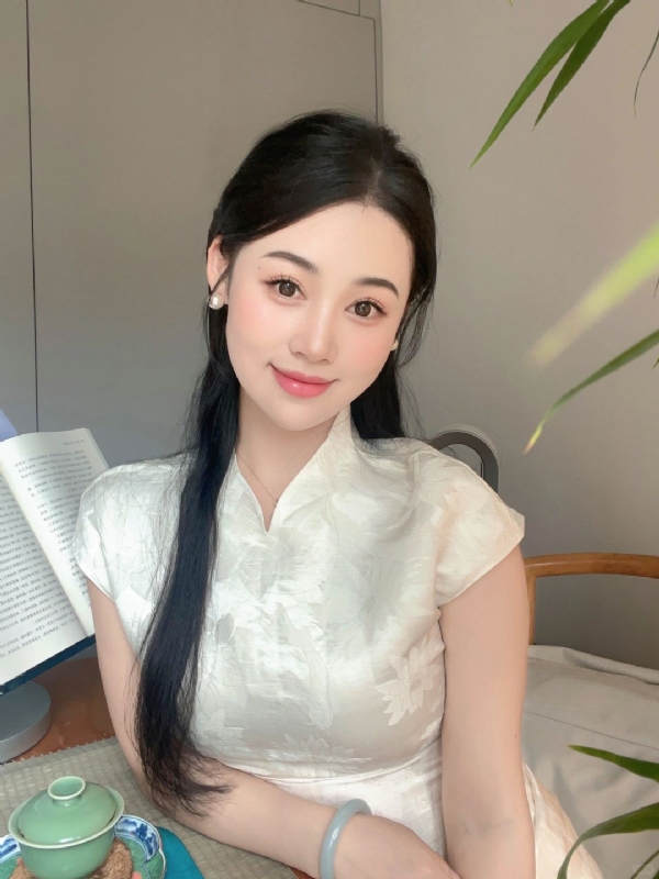 小慧的第一张照片--安庆相亲服务中心