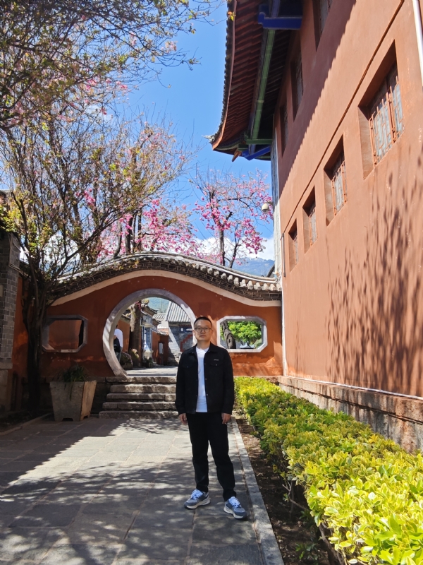 简单的第一张照片--安庆相亲服务中心