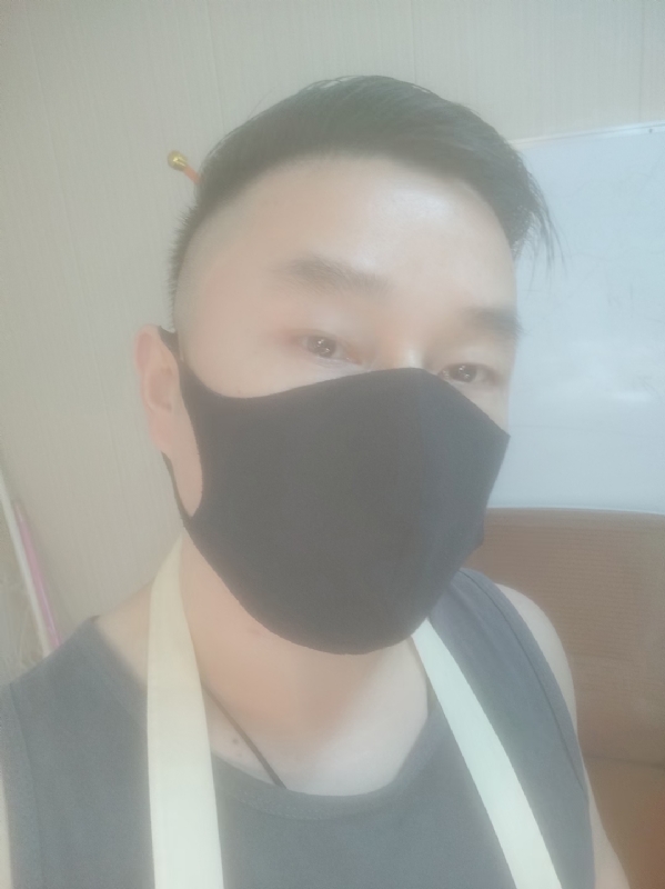 Poluk秦的第二张照片--安庆相亲服务中心