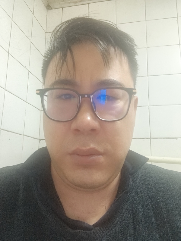 迷失自我的第一张照片--安庆相亲服务中心