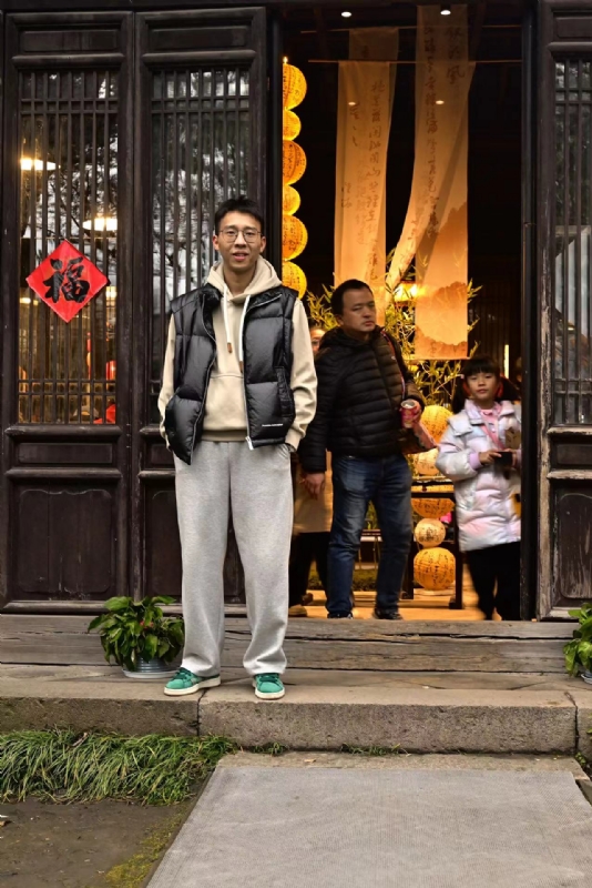 浦江小后生的第一张照片--安庆相亲服务中心