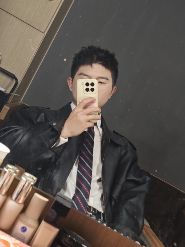 郝天翔的第一张照片--安庆相亲服务中心
